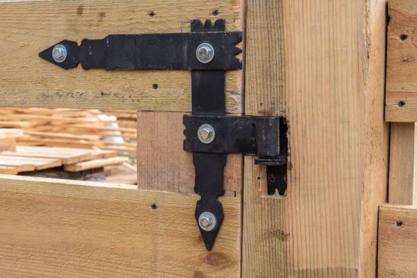 Cost of Gate Hinge Adjustment in Breckenridge