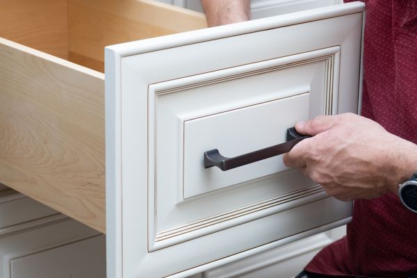Cost of Cabinet Handle Installation in Breckenridge